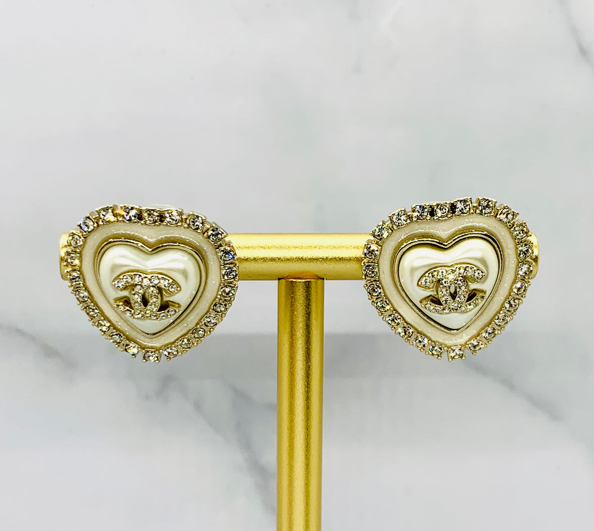 CHANEL CC Heart Shape Rhinestone Earrings - Pre owned