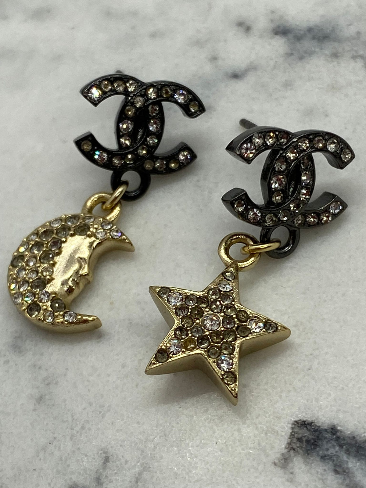 CHANEL CC Sun & Moon Earrings - Pre owned