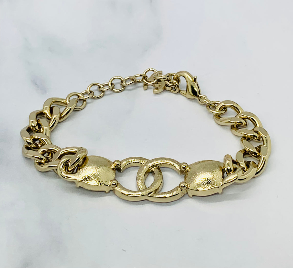CHANEL CC 2023 Rhinestone Bracelet - USED