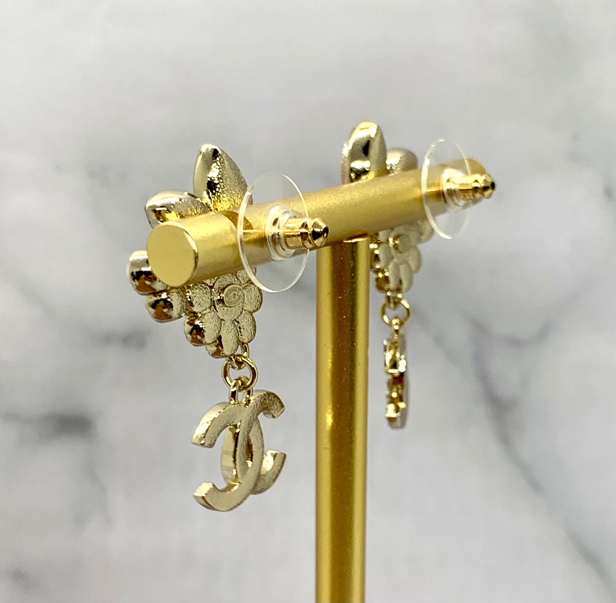 CHANEL CC Flower Pendant Earrings - USED