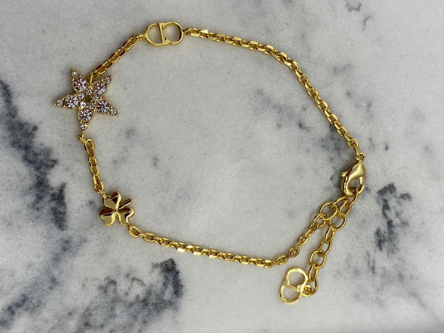 CHRISTIAN DIOR CD Gold Tone & Rhinestone Chain Bracelet - Preowned