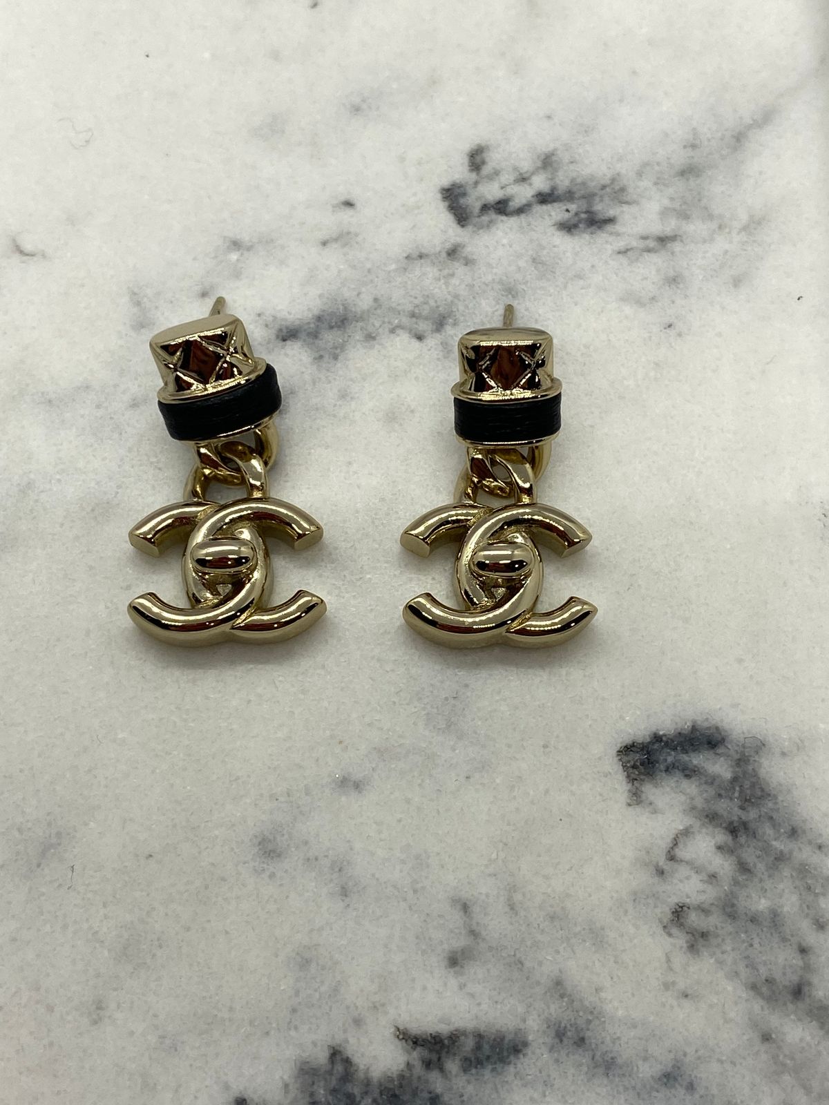 CHANEL CC Silver Tone Lock Pendant Earrings - Pre owned