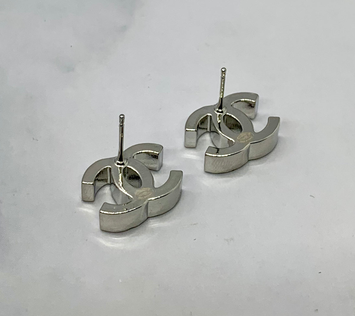 CHANEL CC Silver Tone Thick Rhinestone Earrings - Pre owned