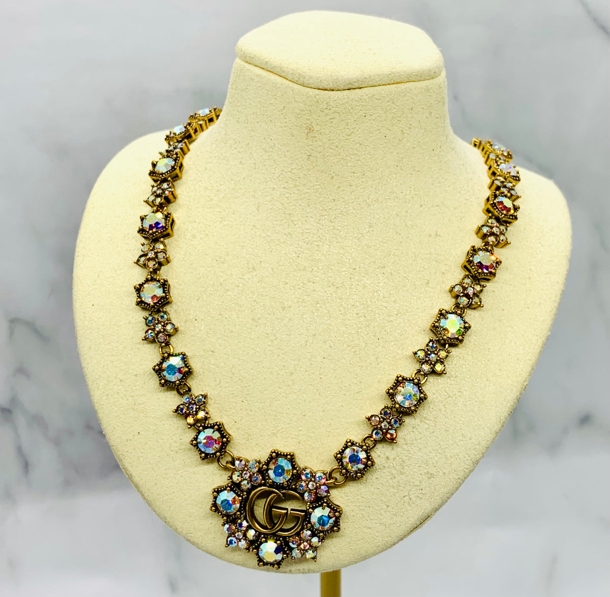 GUCCI GG Iridescent Rhinestone Necklace - Pre owned