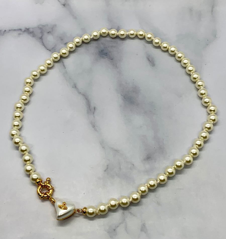 VIVIENNE WESTWOOD Heart Pearl Necklace - Pre owned