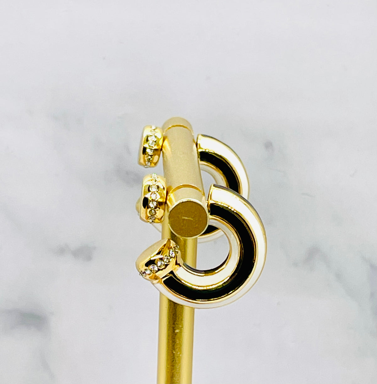 BOTTEGA VENETA White Enamel Strip Hoop Earrings - Pre owned