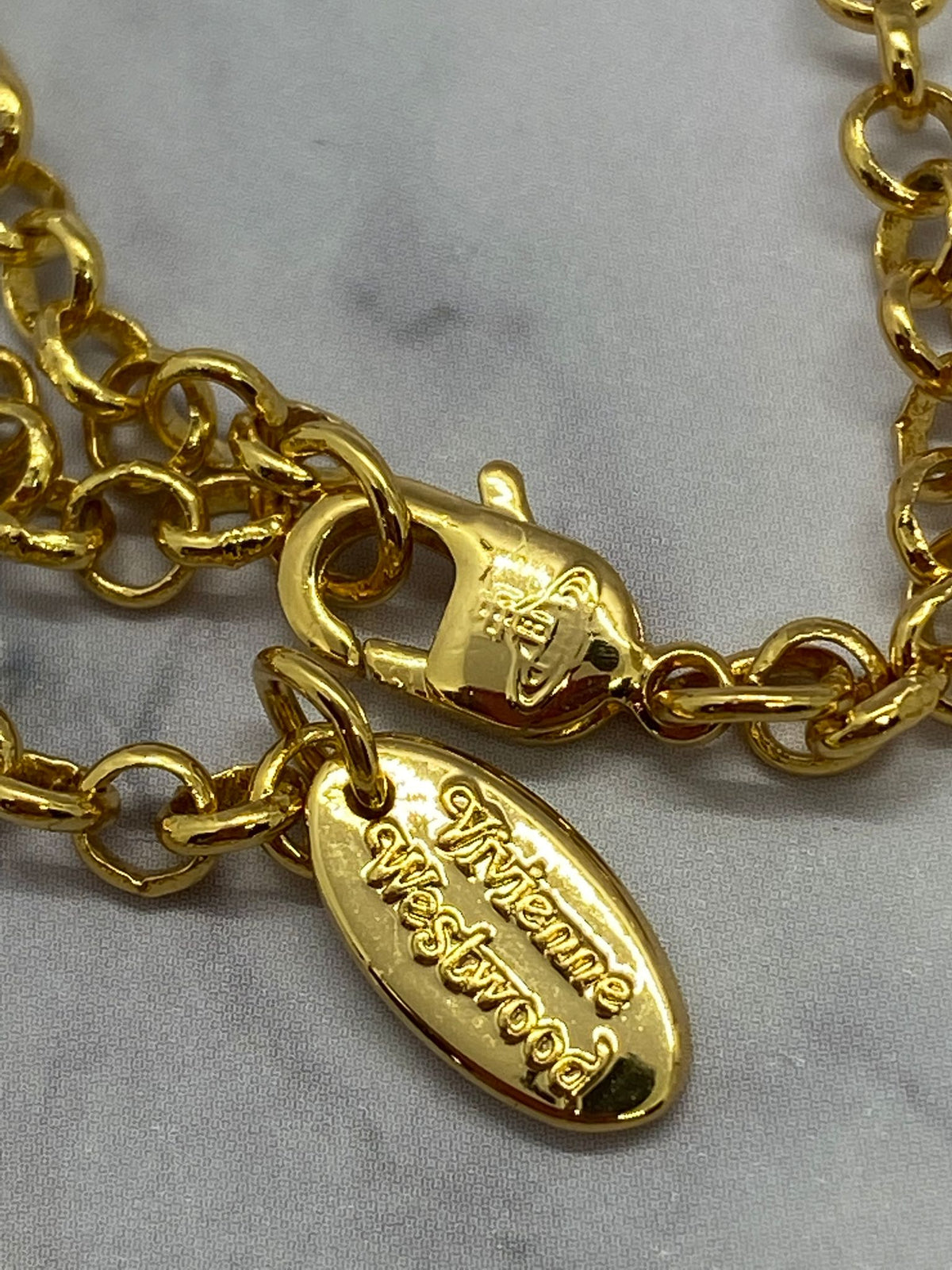 VIVIENNE WESTWOOD Gold Tone Safety Pin Charm Necklace - Pre owned