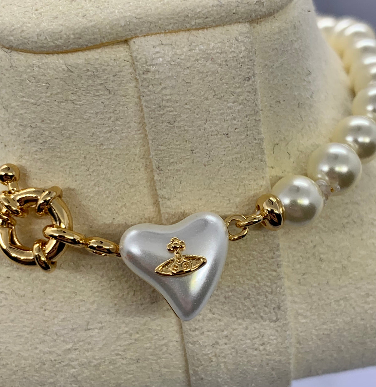 VIVIENNE WESTWOOD Heart Pearl Necklace - Pre owned