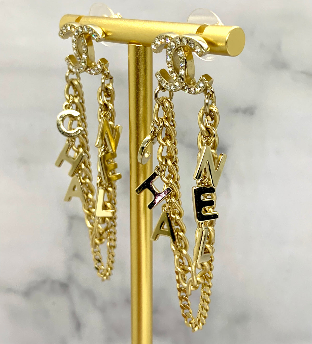 CHANEL CC 2020 Chain Monogram Earrings - USED