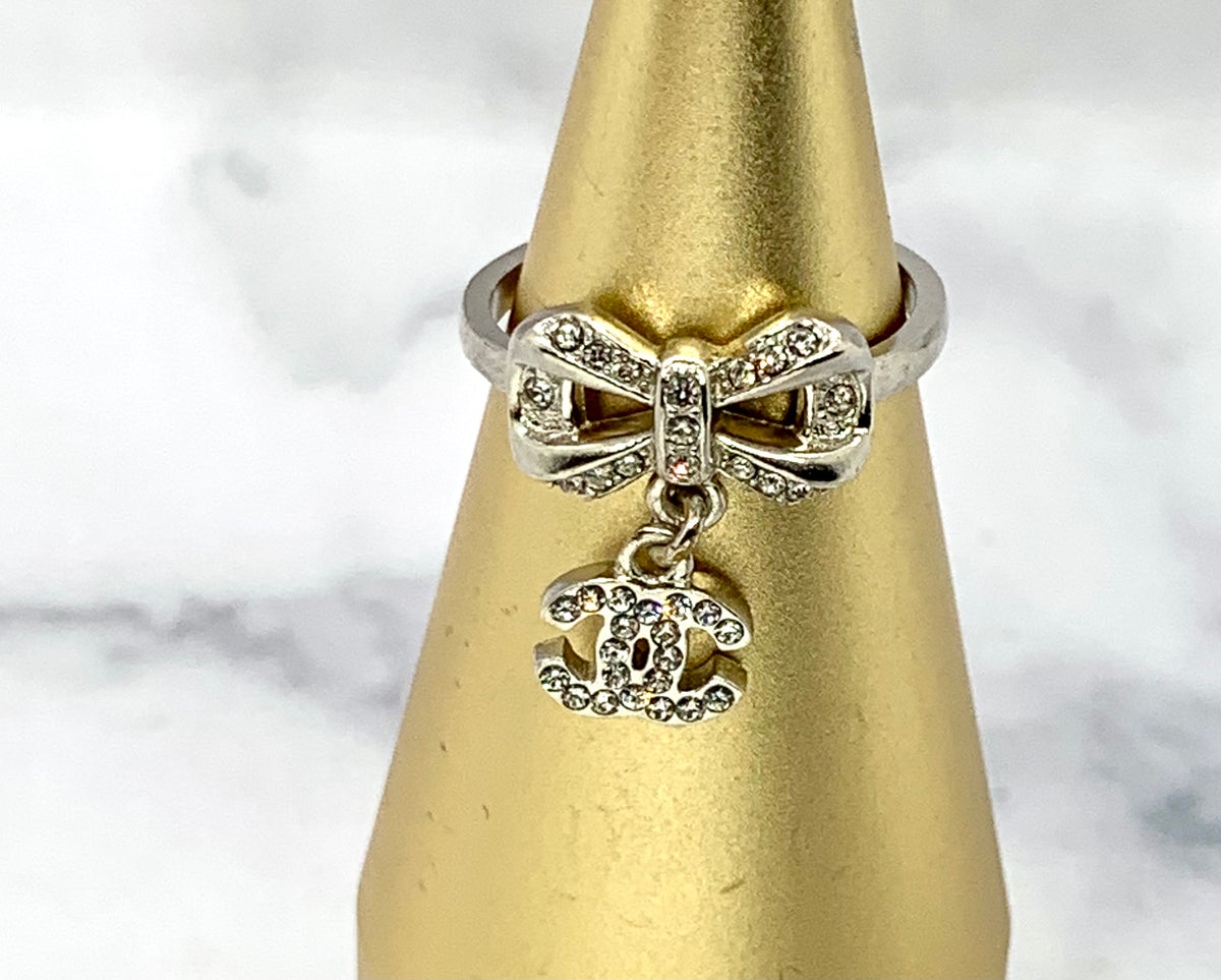 CHANEL CC Rhinestone Bow Ring Size 7 - USED