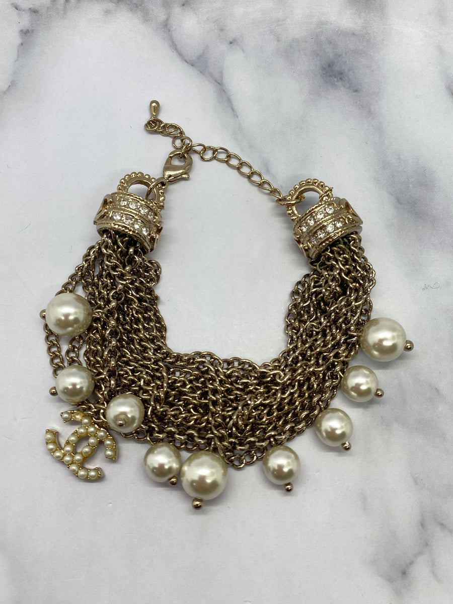 CHANEL CC Chain & Pearl Trim Bracelet - DAMAGED