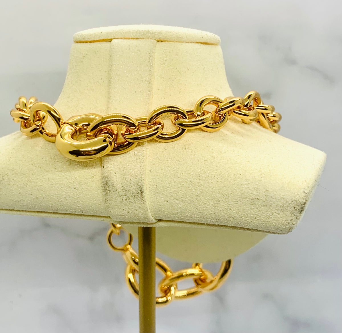 YSL YVES SAINT LAURENT Gold Tone Chain Necklace