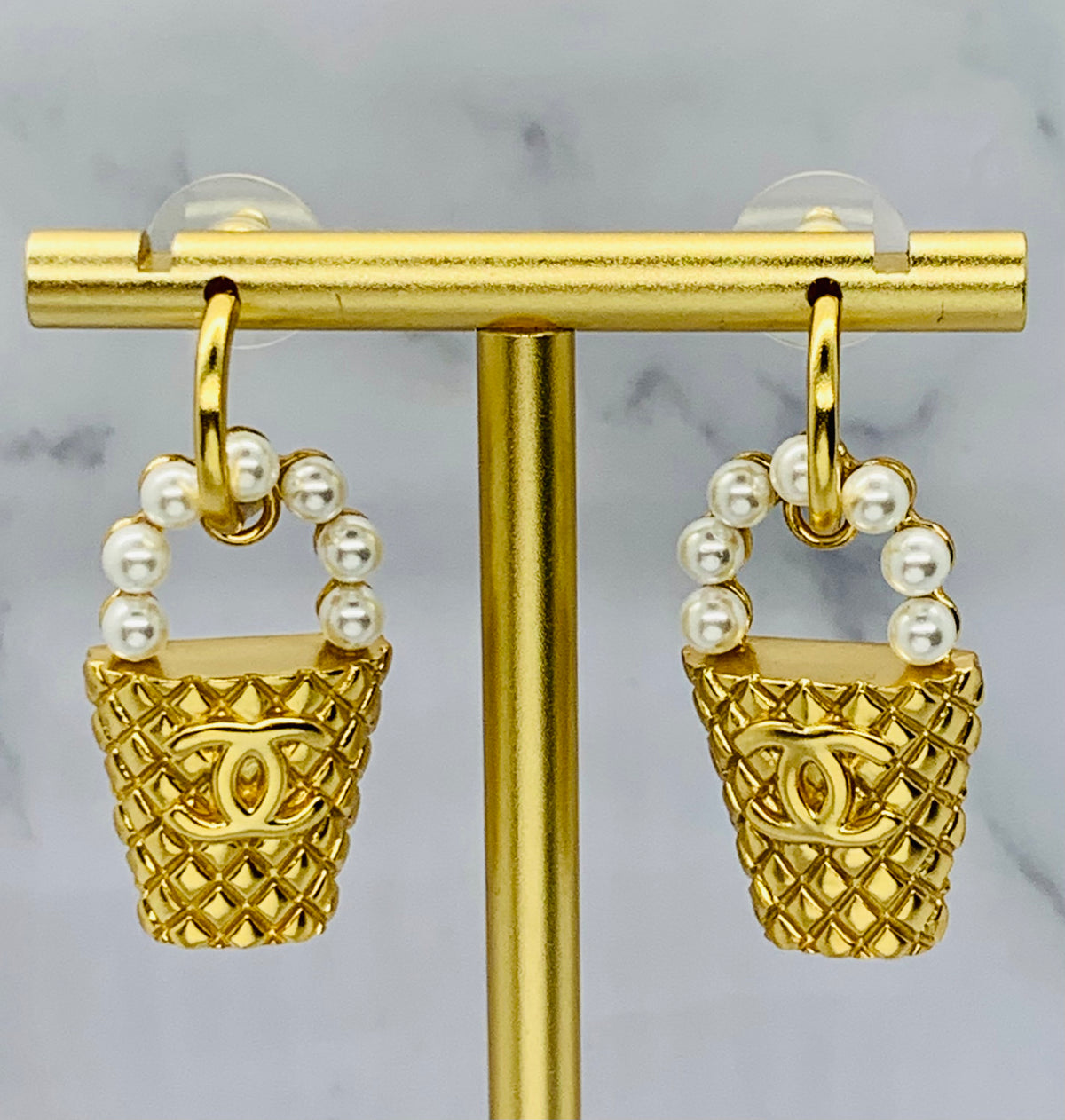 CHANEL CC Vintage Basket Earrings - USED