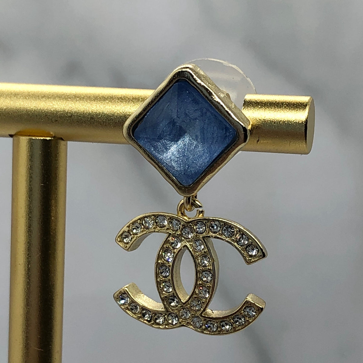 CHANEL CC Blue Rhinestone Pendant Earrings - Pre owned