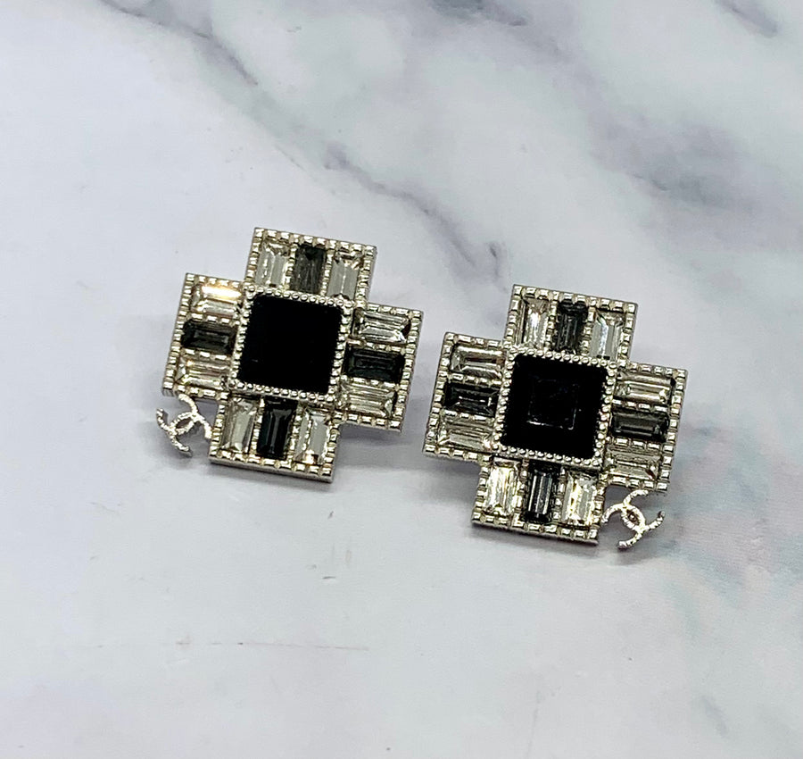 CHANEL CC Rhinestone Square Earrings - Pre owned