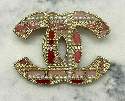 CHANEL CC 2019 Red & Pink Pearl Plaid Brooch Pin - Pre owned