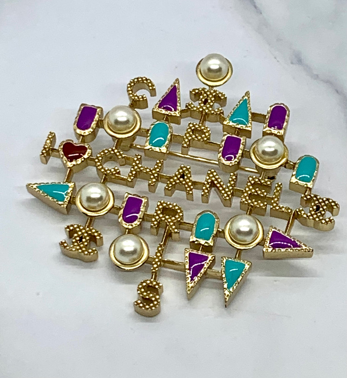 CHANEL I Heart CC Brooch Pin - Pre owned