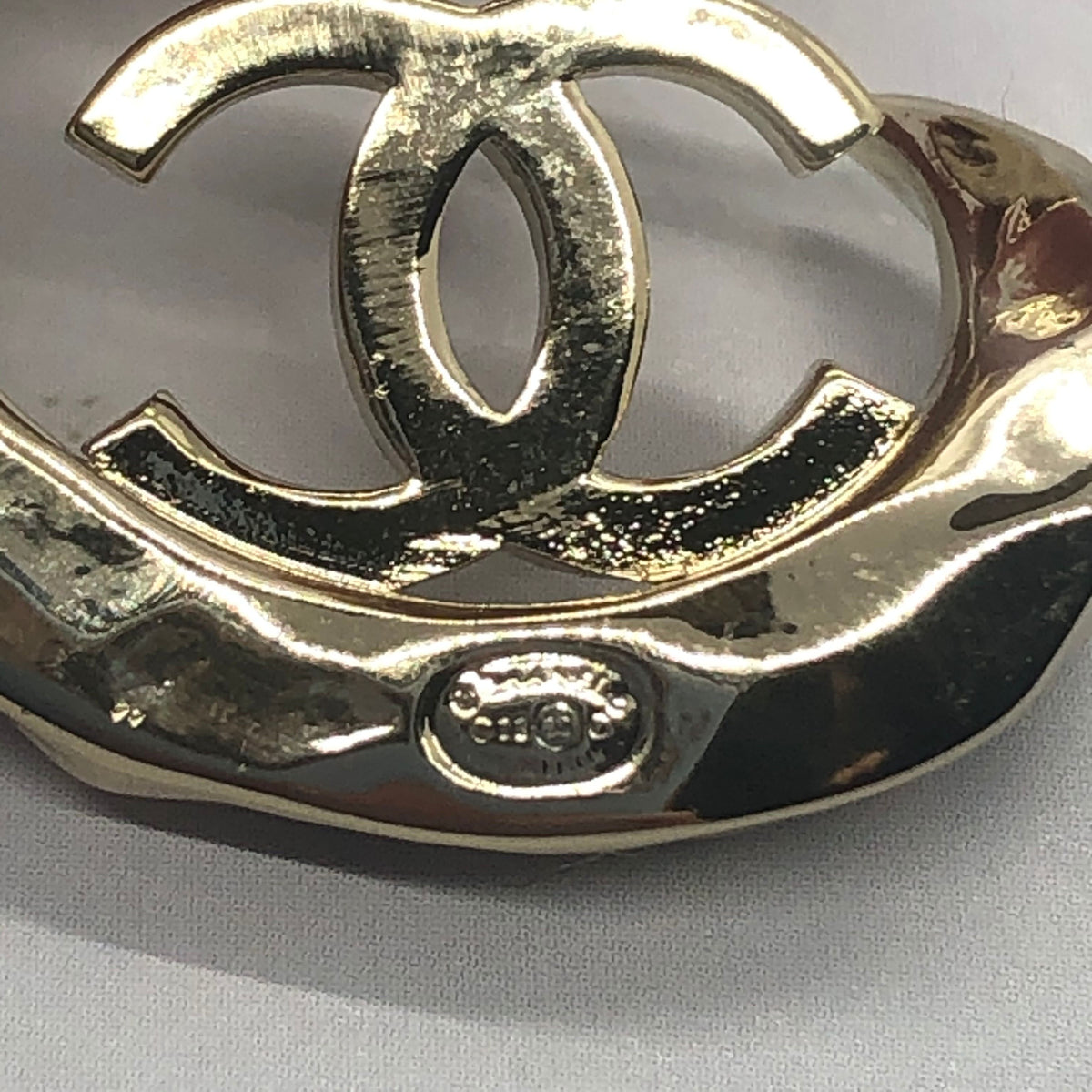 CHANEL CC Rhinestone Circle Earrings - Pre owned