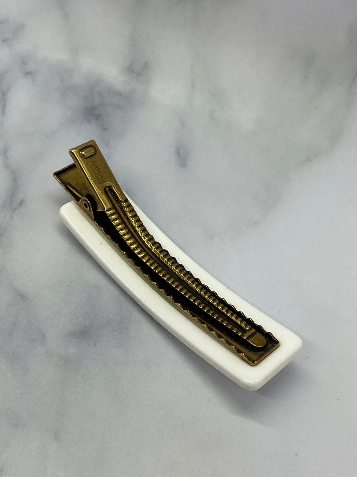 GUCCI GG White Rhinestone Hair Clip - Pre owned
