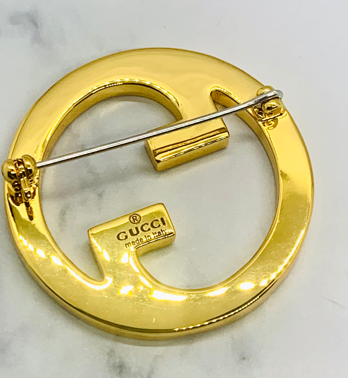 GUCCI GG Gold Tone Brooch Pin - Pre owned