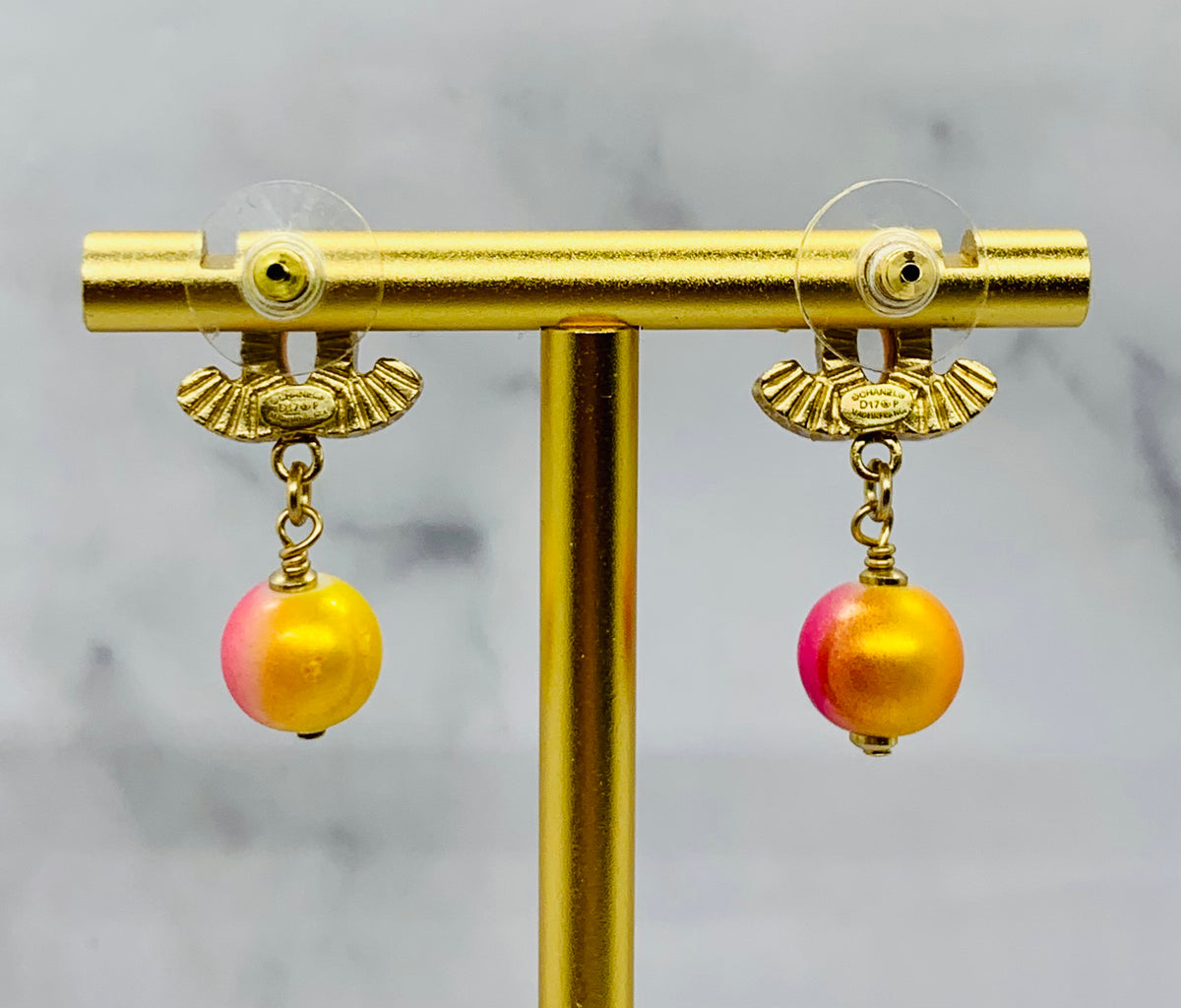 CHANEL CC Colorful Pendant Earrings - Pre owned