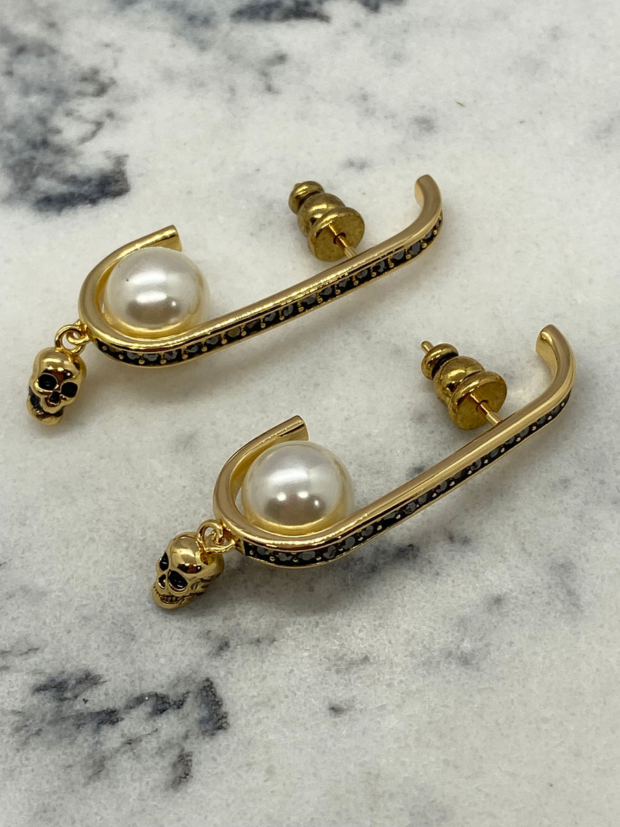 ALEXANDER McQUEEN Gold Tone & Onyx Ornate Earrings - USED