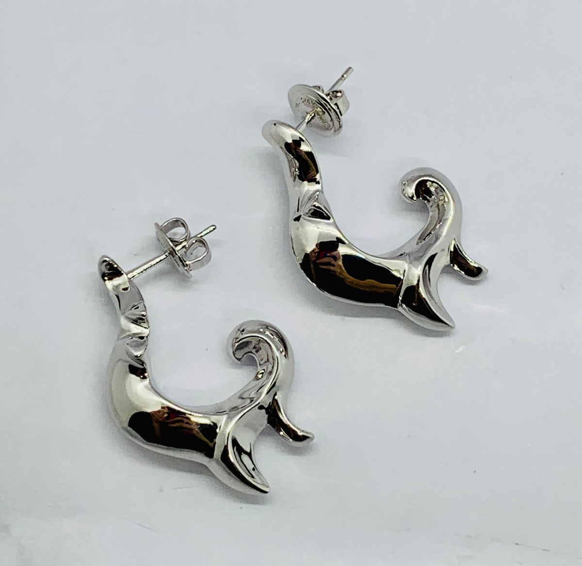 BOTTEGA VENETA Silver Tone Pendant Earrings - Pre owned