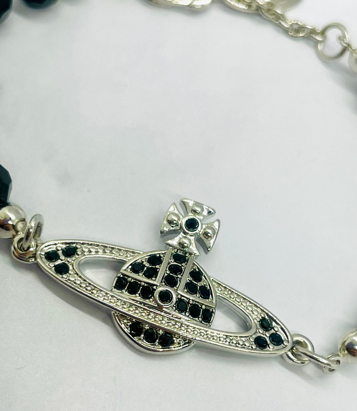 VIVIENNE WESTWOOD Black Rhinestone Orb Bracelet - Pre owned