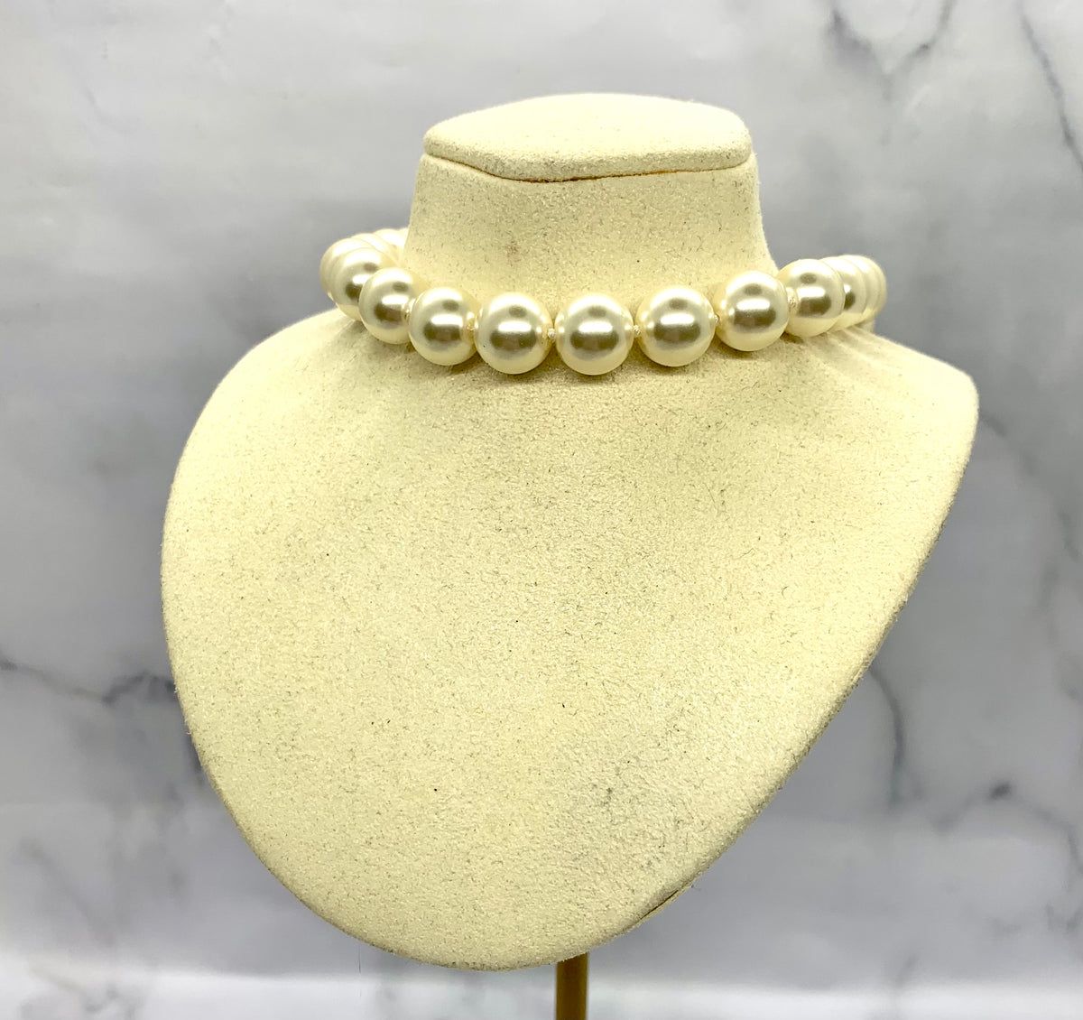 MIU MIU Pearl Choker Necklace - Pre owned