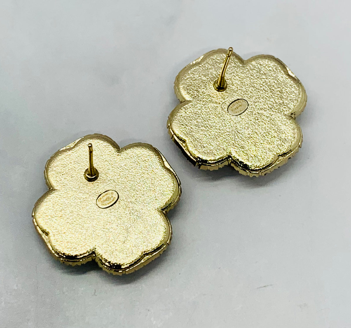 CHANEL CC Clover Rhinestone Earrings - Pre owned