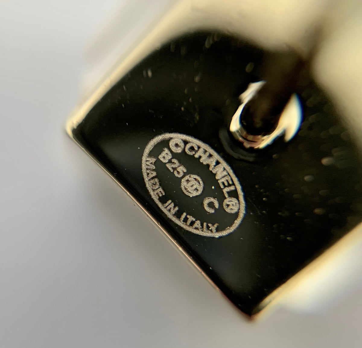 CHANEL CC Cube Rhinestone Earrings - USED