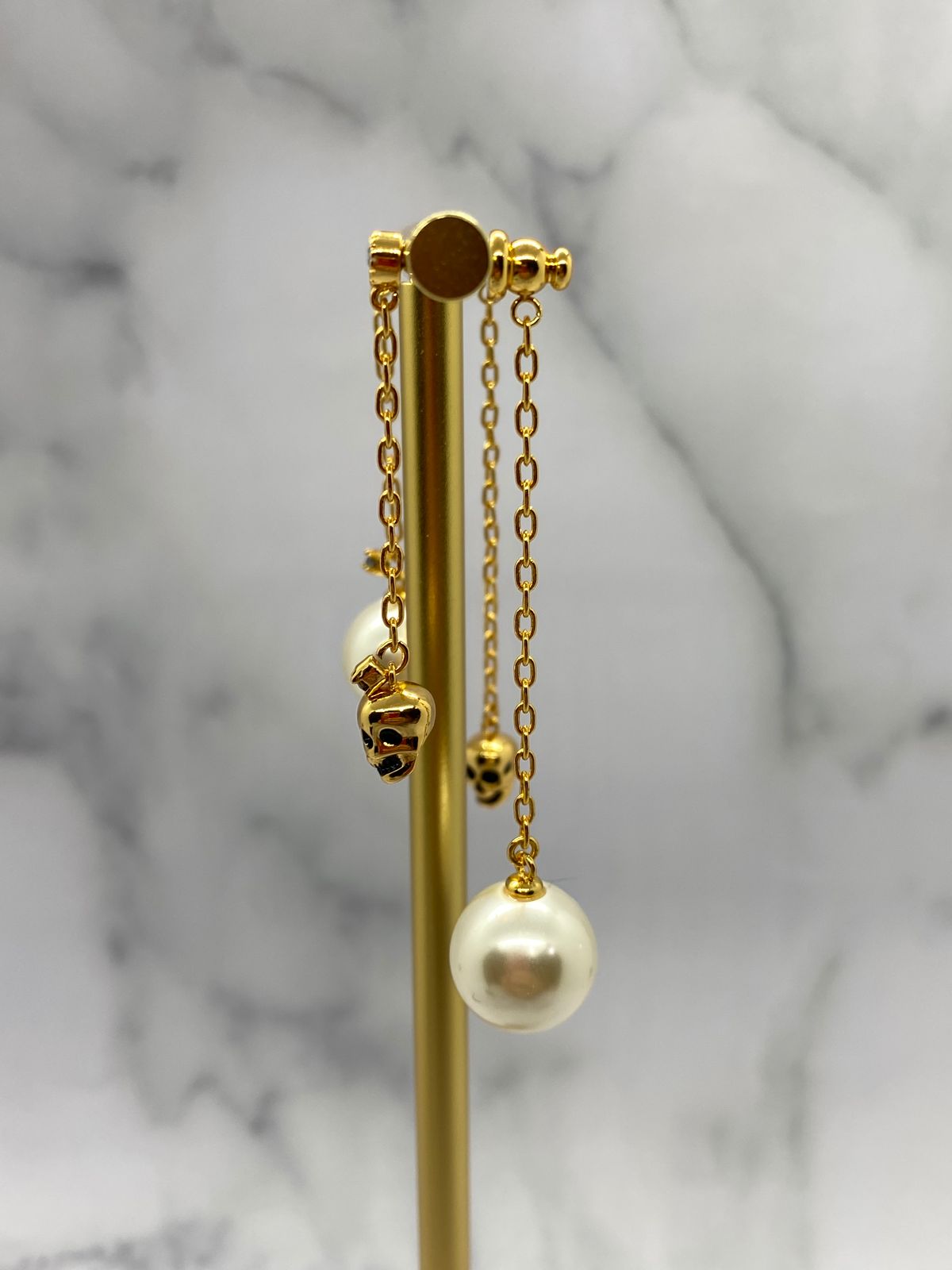 ALEXANDER McQUEEN Gold Tone Pearl Skull Earrings - Pre owned