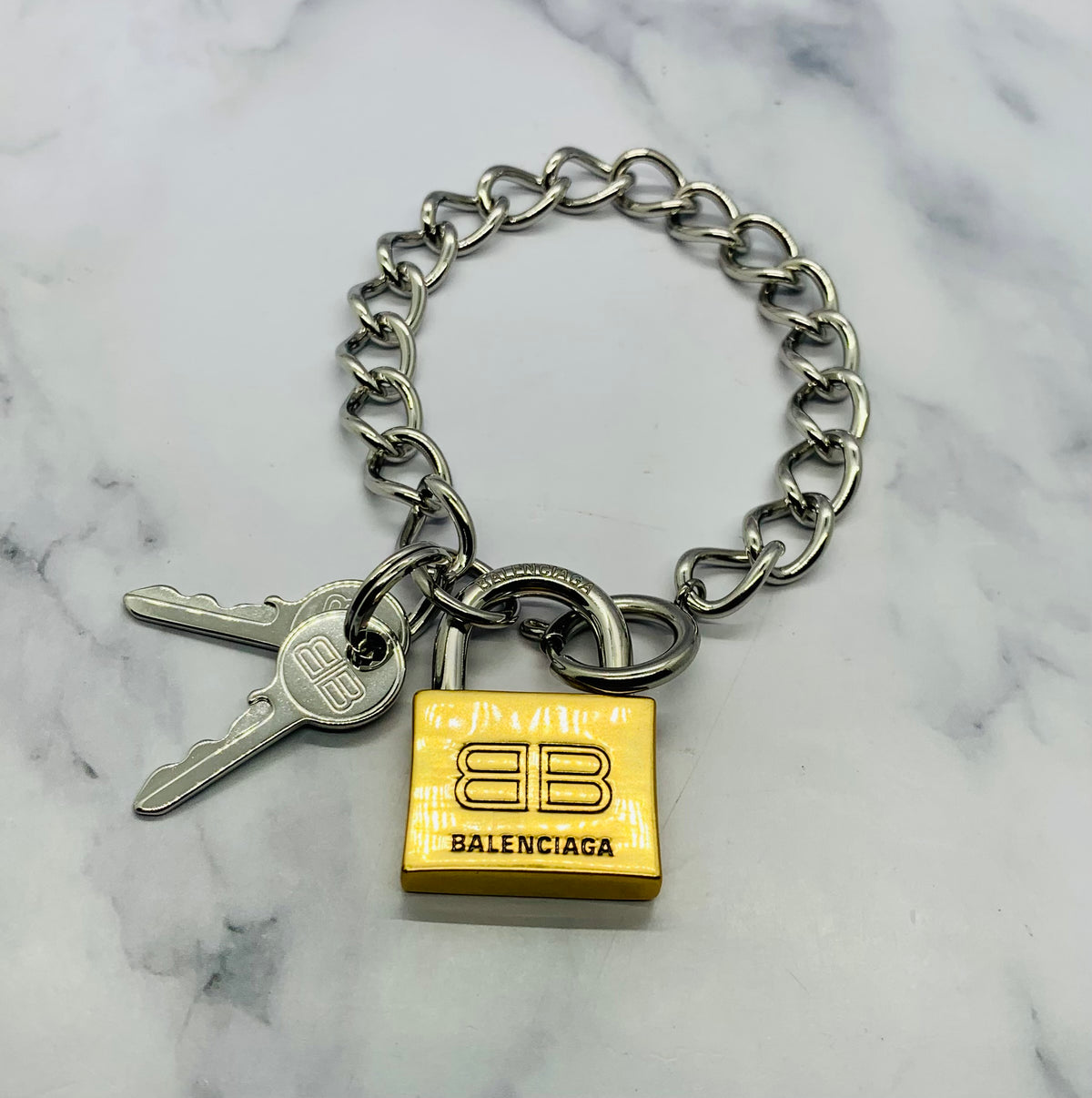 BALENCIAGA BB Chain Lock Bracelet - Pre owned