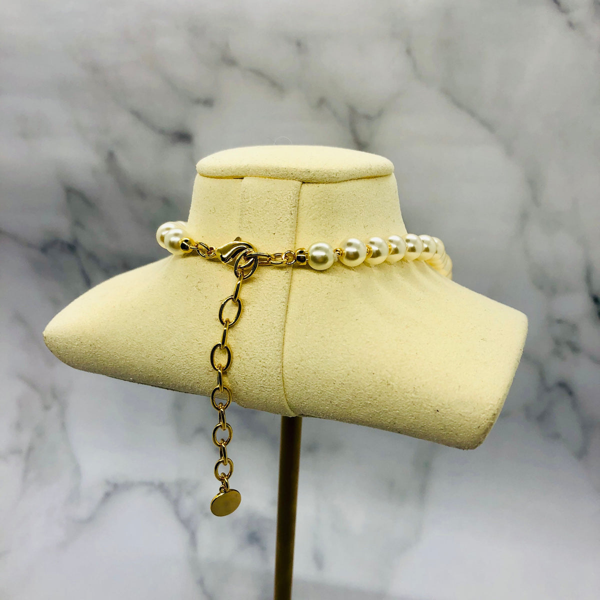 CHRISTIAN DIOR CD Brass Pearl Choker Necklace - Pre owned