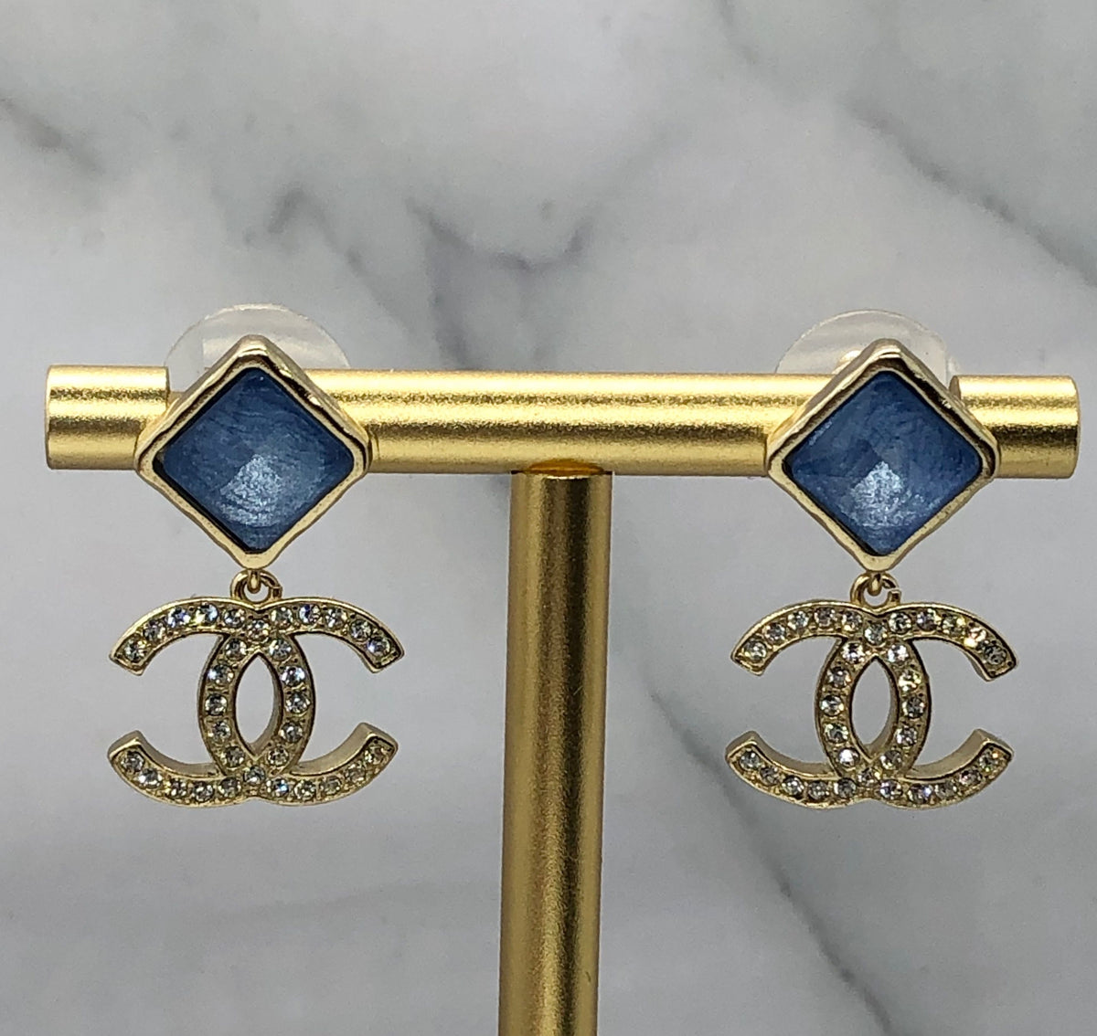 CHANEL CC Blue Rhinestone Pendant Earrings - Pre owned