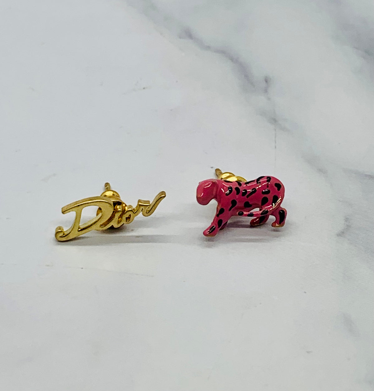 CHRISTIAN DIOR Asymmetric Pink Tiger Earrings - Pre owned