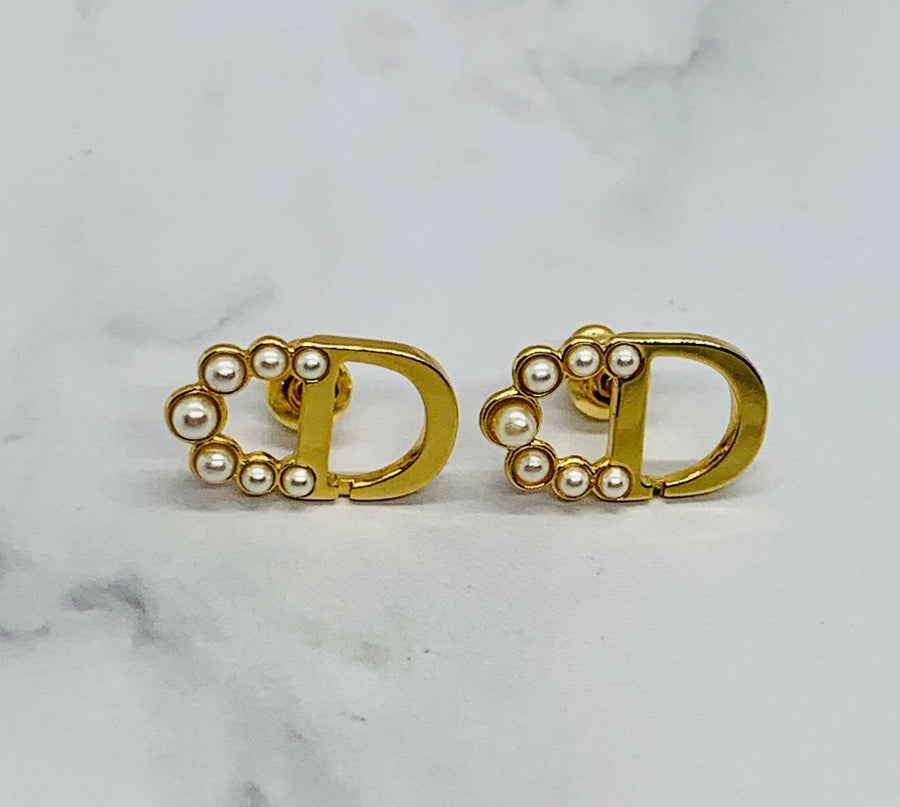 CHRISTIAN DIOR CD Pearl Trim Stud Earrings - Pre owned