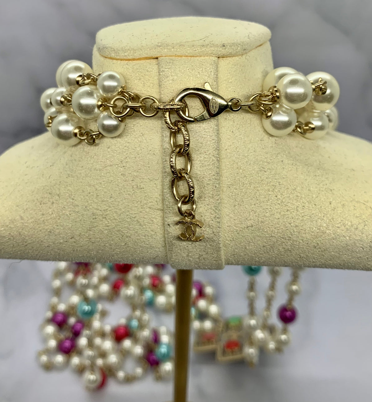 CHANEL CC 2017 Statement Necklace - USED