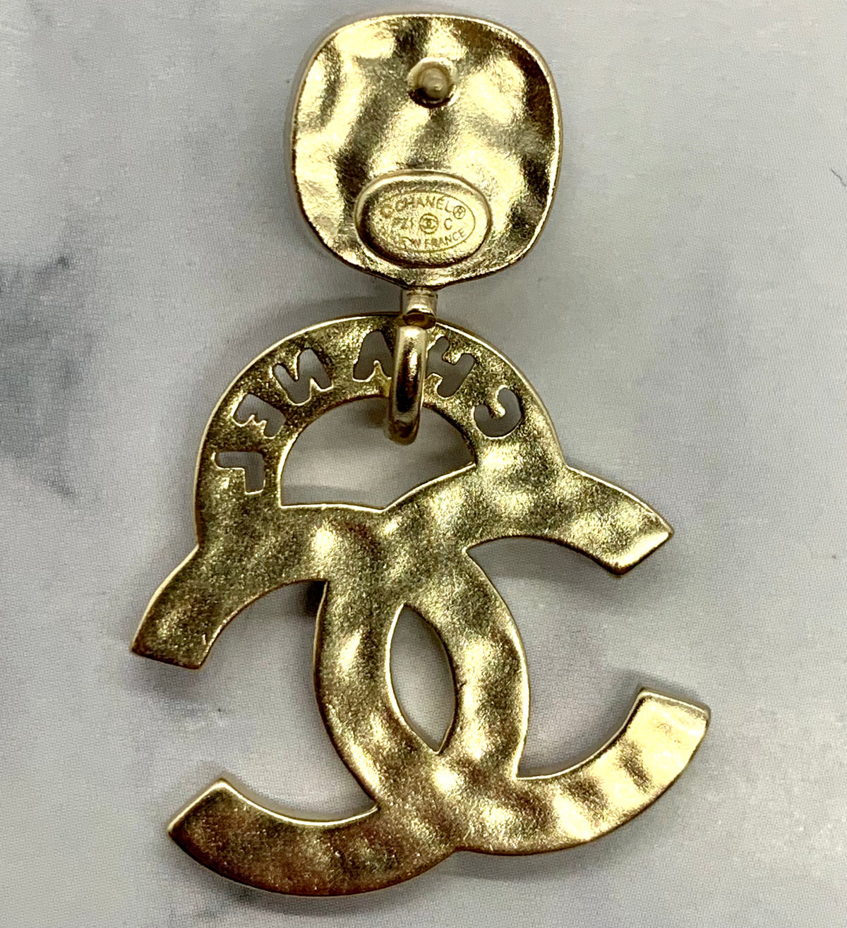 CHANEL CC Rhinestone Pendant Earrings - USED