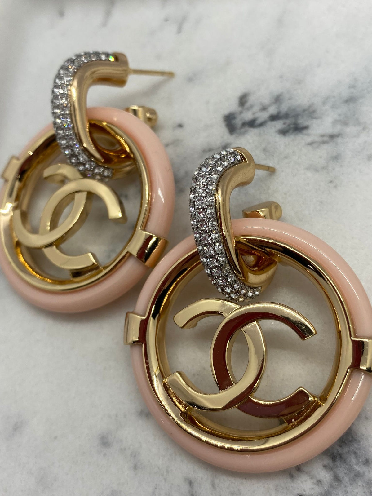CHANEL CC 2019 Acrylic Hoop Rhinestone Earrings - USED