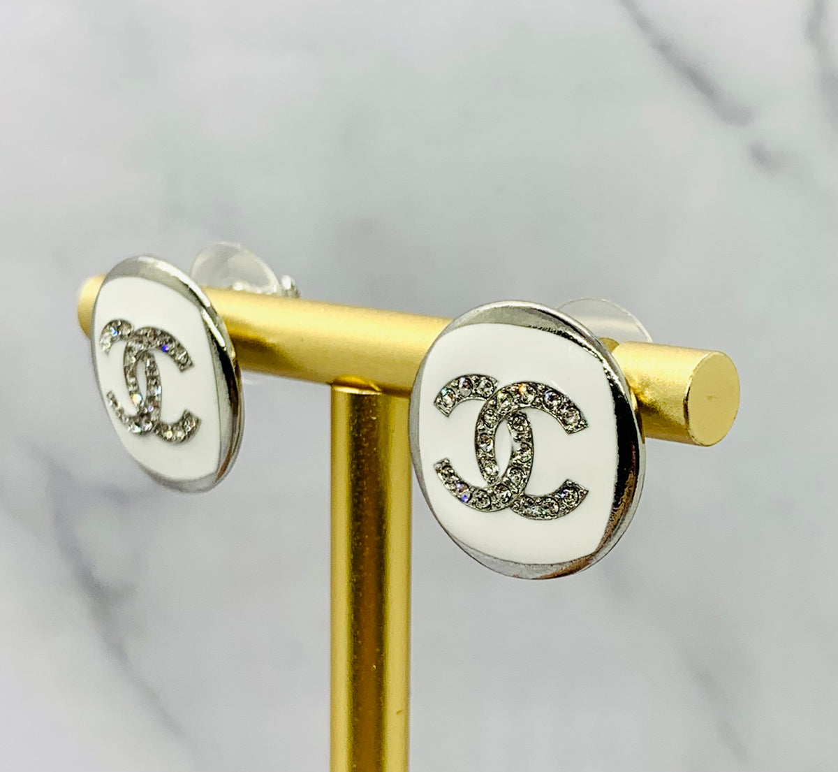 CHANEL CC White Enamel Button Earrings - Pre owned