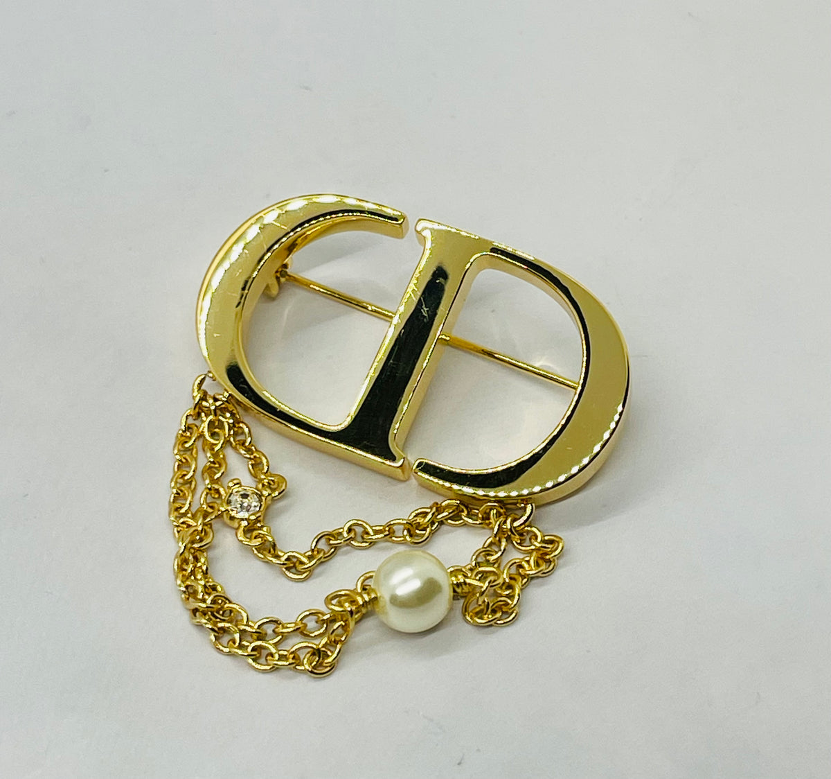 CHRISTIAN DIOR CD Pearl Chain Brooch Pin - Pre owned