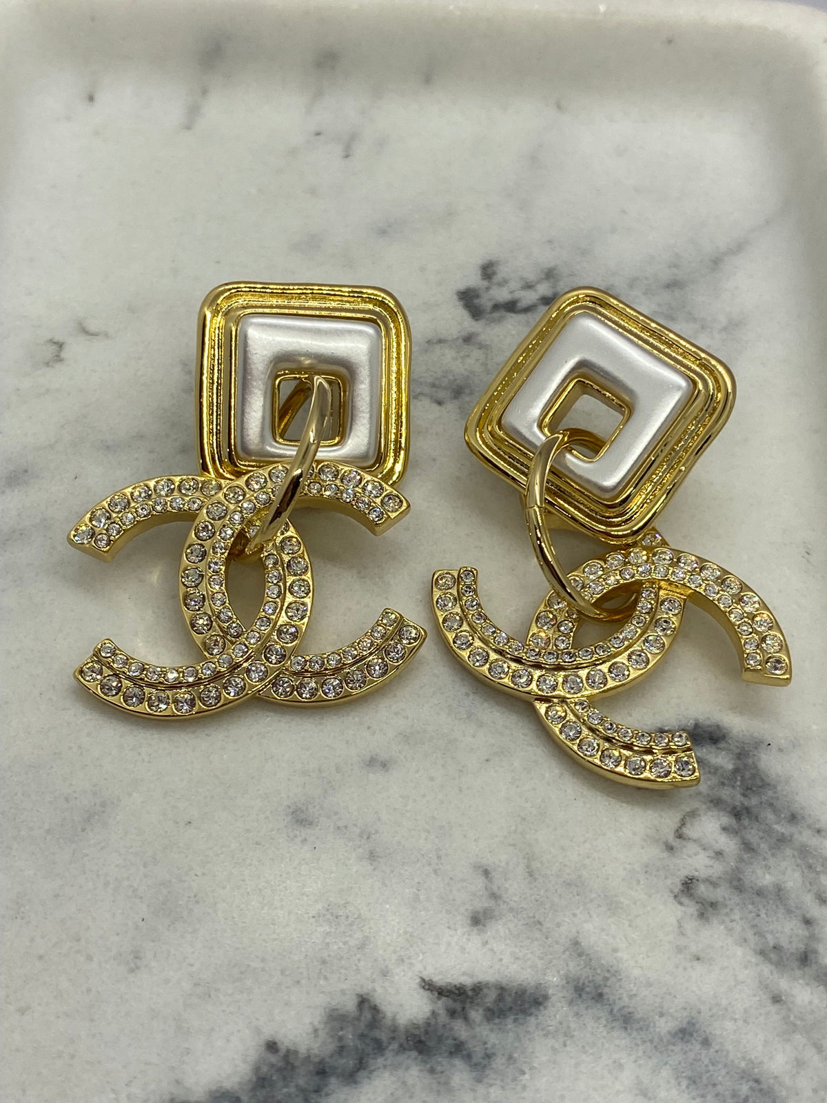 CHANEL CC Gold Tone Pendant Earrings - Pre owned
