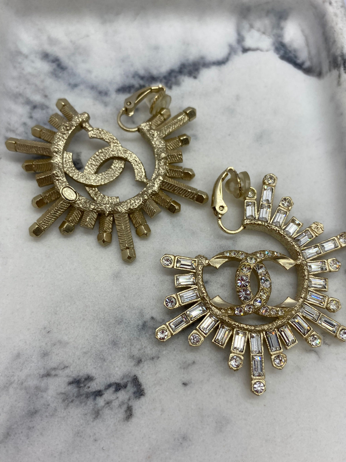 CHANEL CC Rhinestone Starburst Earrings- USED