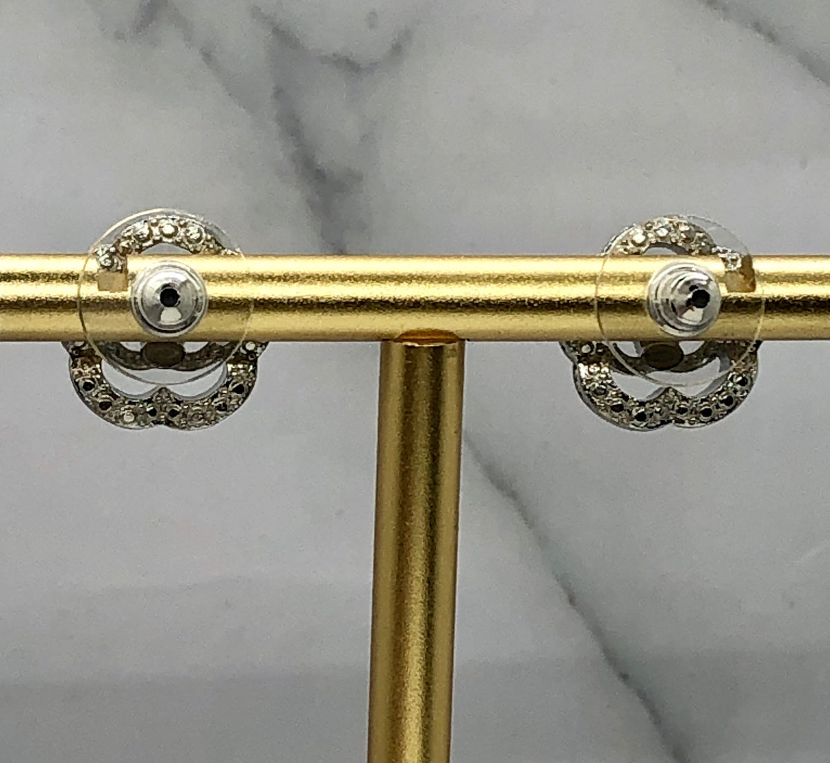 CHANEL CC  Rhinestone Flower Earrings - USED