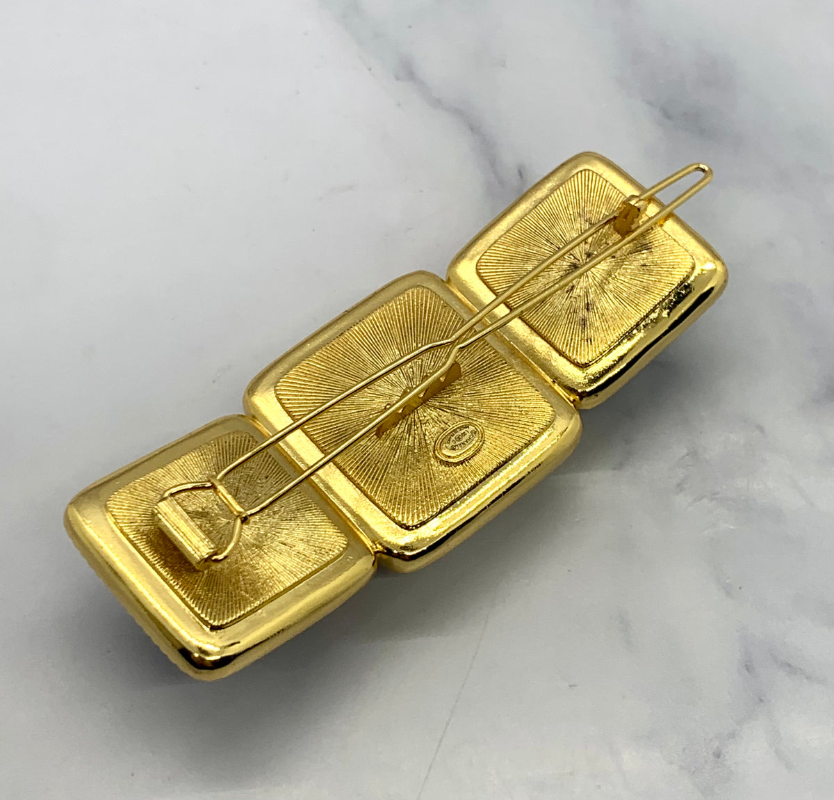 CHANEL CC Hair Clip Barrette - Pre owned
