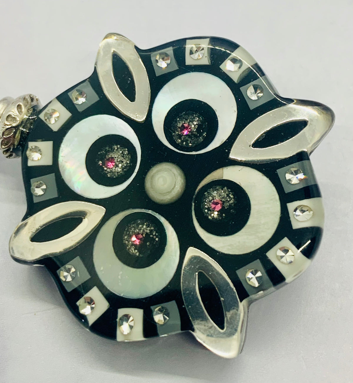 CHANEL CC Key Brooch Pin - Pre owned