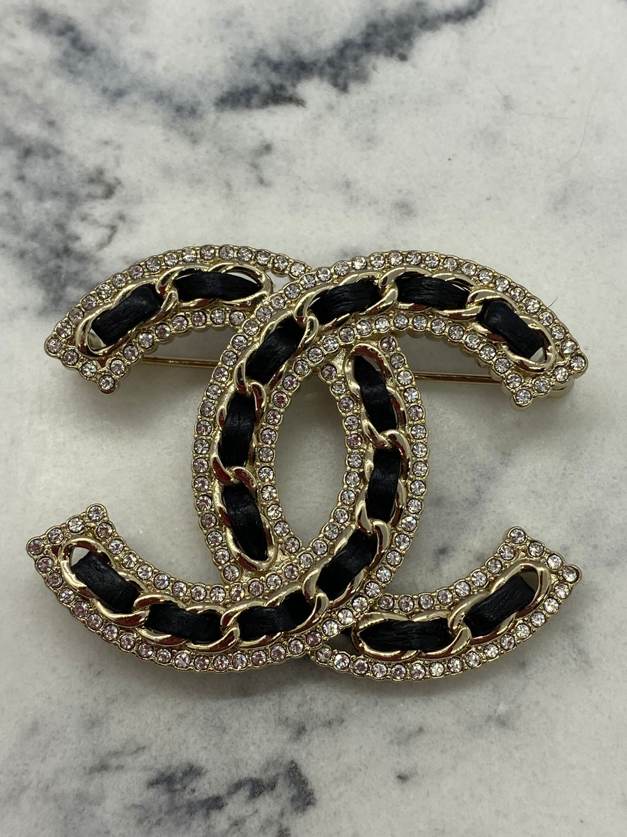 CHANEL CC Leather Trim Brooch Pin - Pre owned