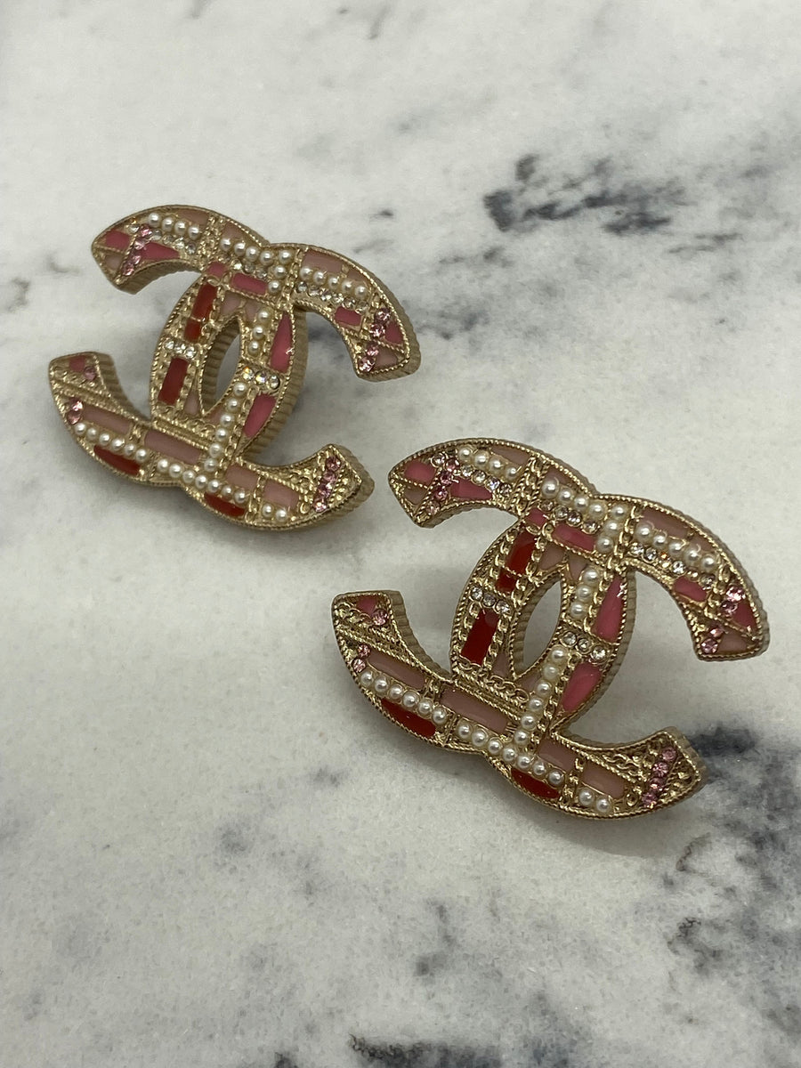 CHANEL CC Pink Pearl Plaid Earrings - USED