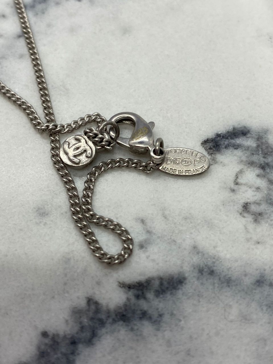 CHANEL CC 2015 Silver Tone Long Necklace - Pre owned